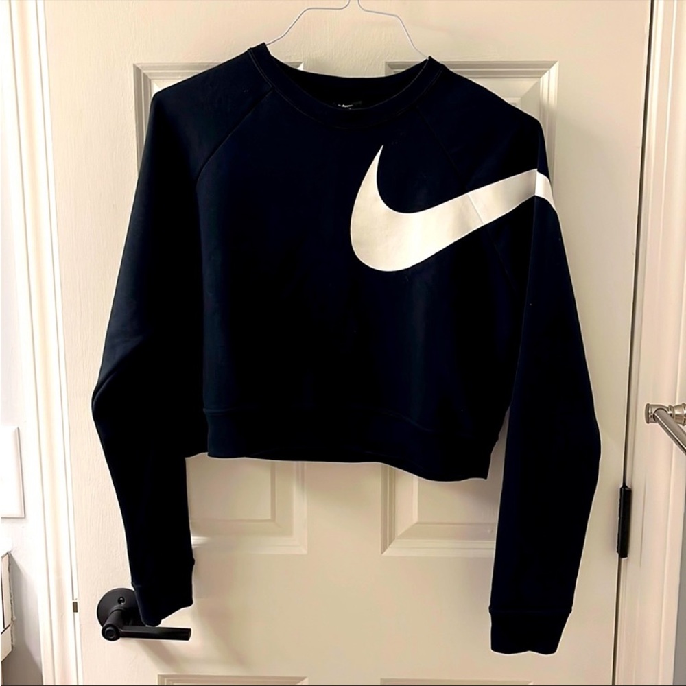 NIKE Fitness Crop Sweater